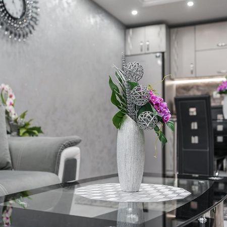 City Apartments - A Brand New Luxury & Comfy. Asenovgrad Bagian luar foto