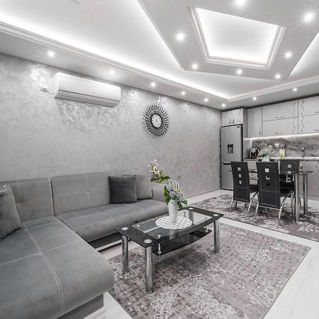 City Apartments - A Brand New Luxury & Comfy. Asenovgrad Bagian luar foto