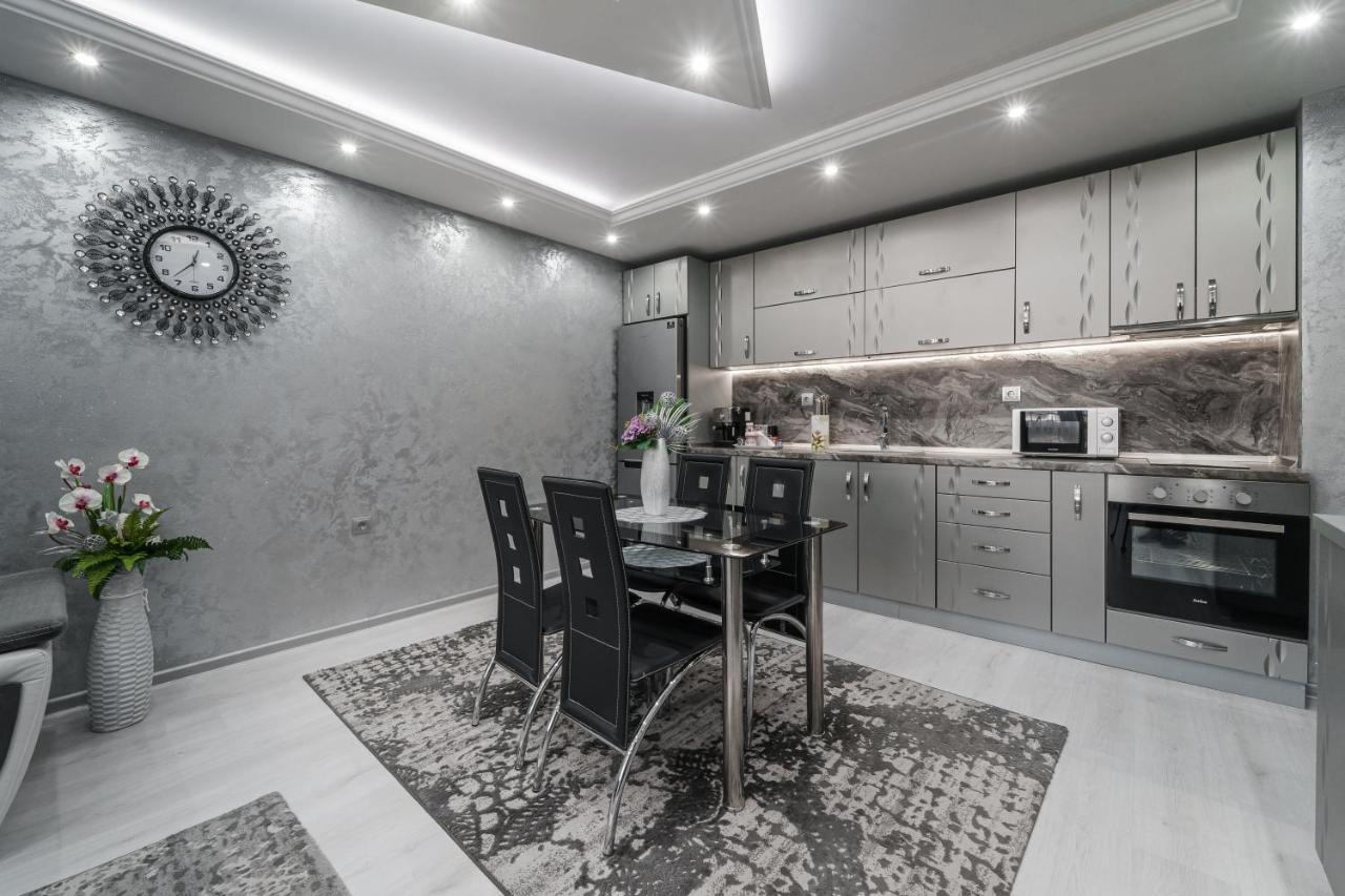 City Apartments - A Brand New Luxury & Comfy. Asenovgrad Bagian luar foto